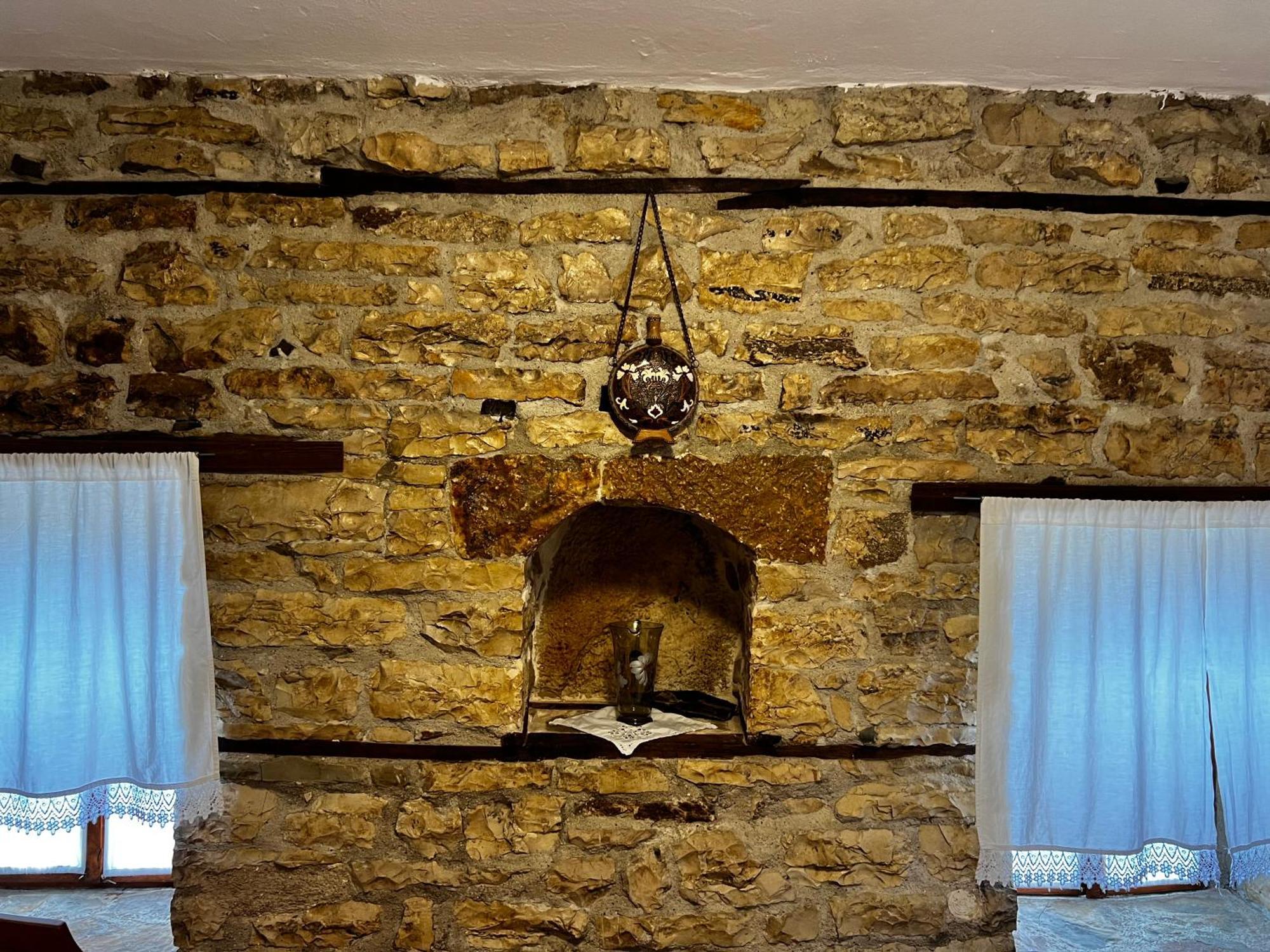 Guest House Salaria Гірокастра Екстер'єр фото